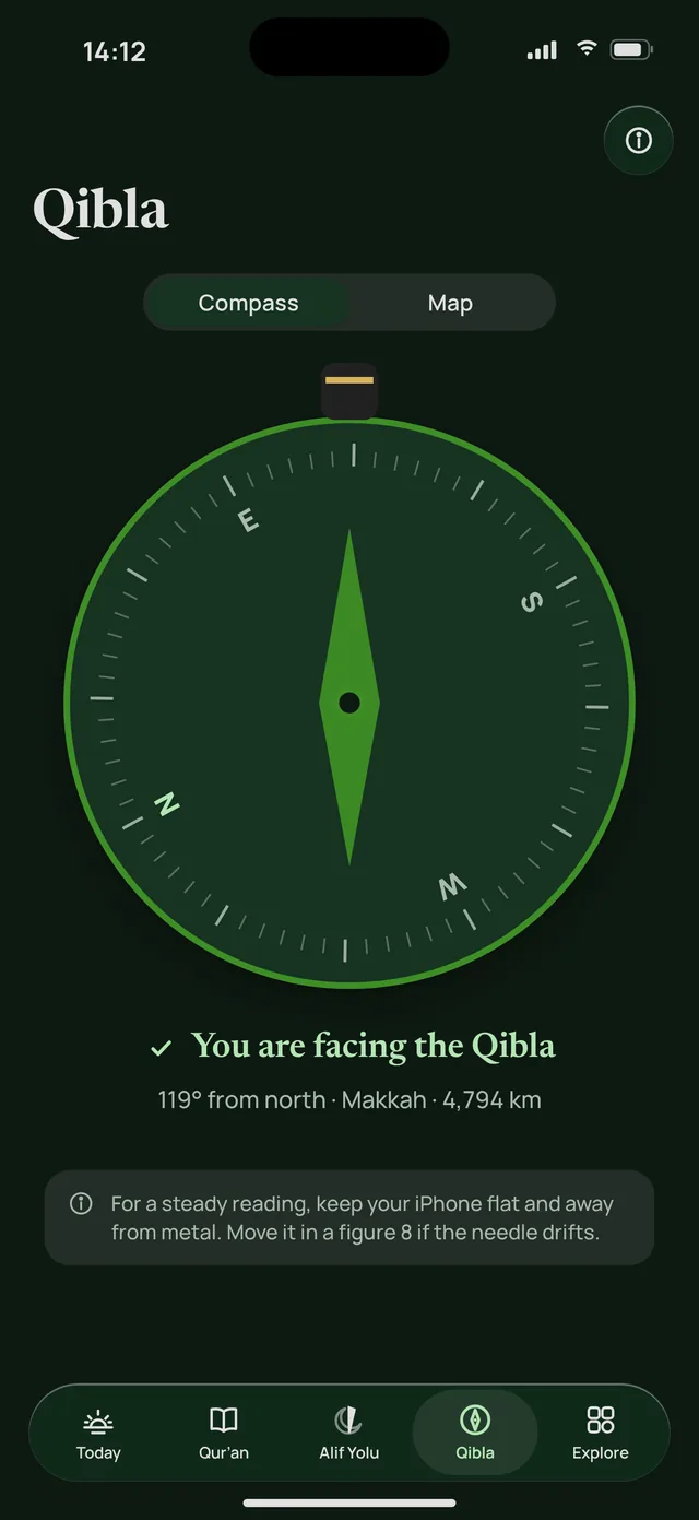 Qibla compass in dark mode